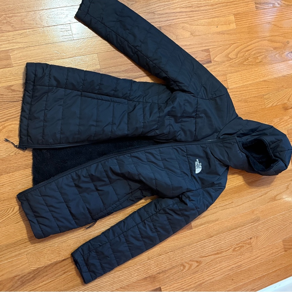 Black north face jacket reversible - image 2